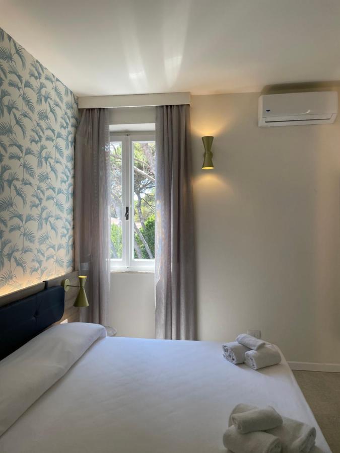 Guerrini Hotel Кастильончело Екстериор снимка