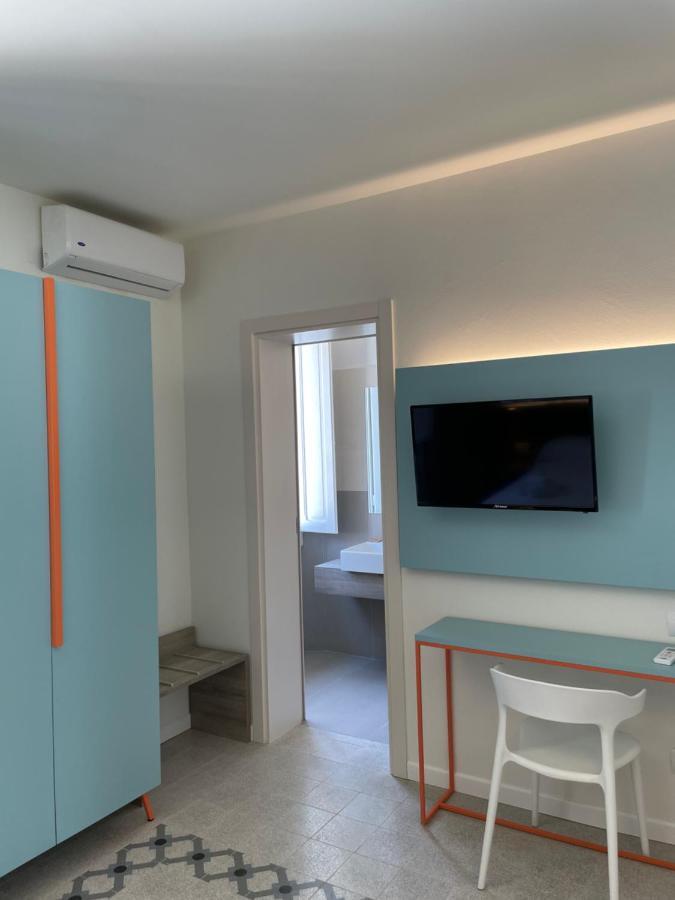 Guerrini Hotel Кастильончело Екстериор снимка
