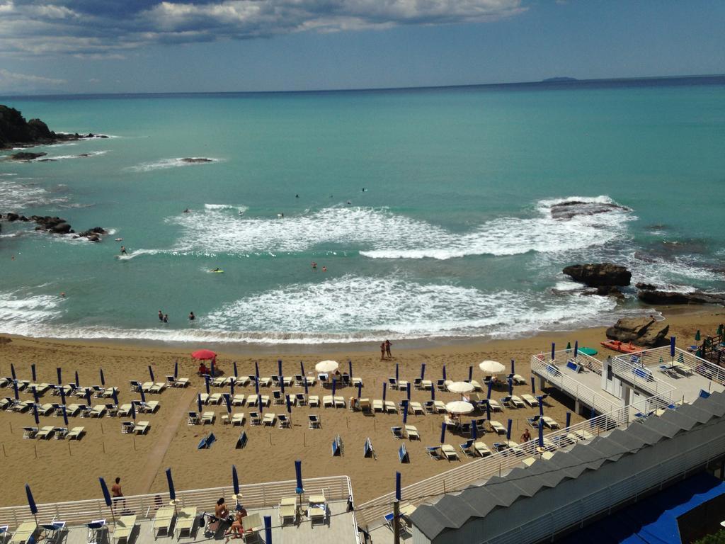 Guerrini Hotel Кастильончело Екстериор снимка