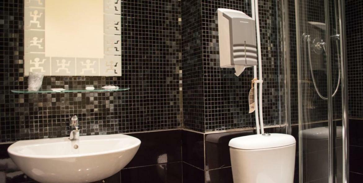 Guerrini Hotel Кастильончело Екстериор снимка